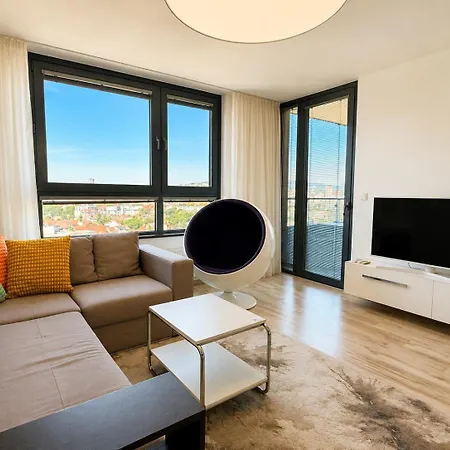 Апартаменти Free Parking I Book The View I Close To Centre *